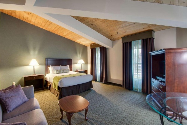 Best Western Plus The Inn At Hampton image 16